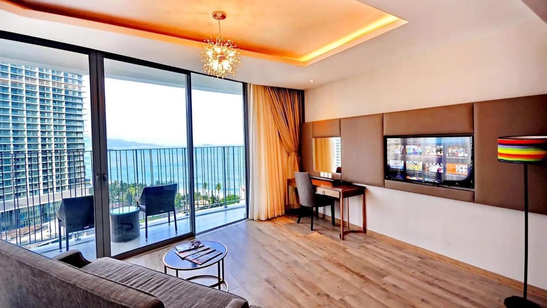 Panorama Beachfront Nha Trang Appartement